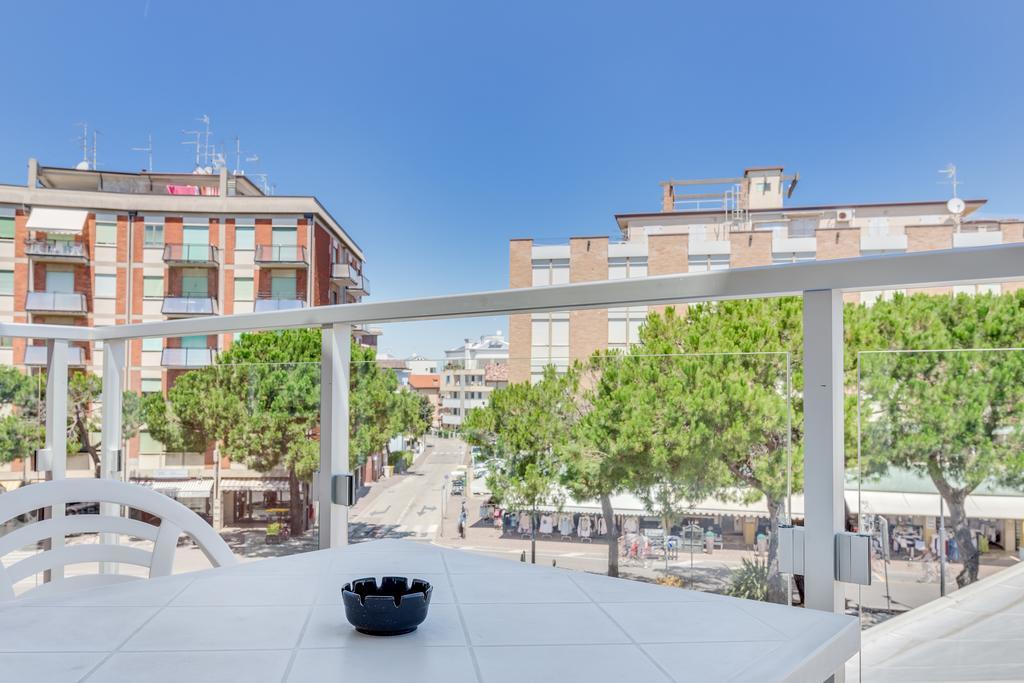 Hotel Austria Caorle Exterior foto