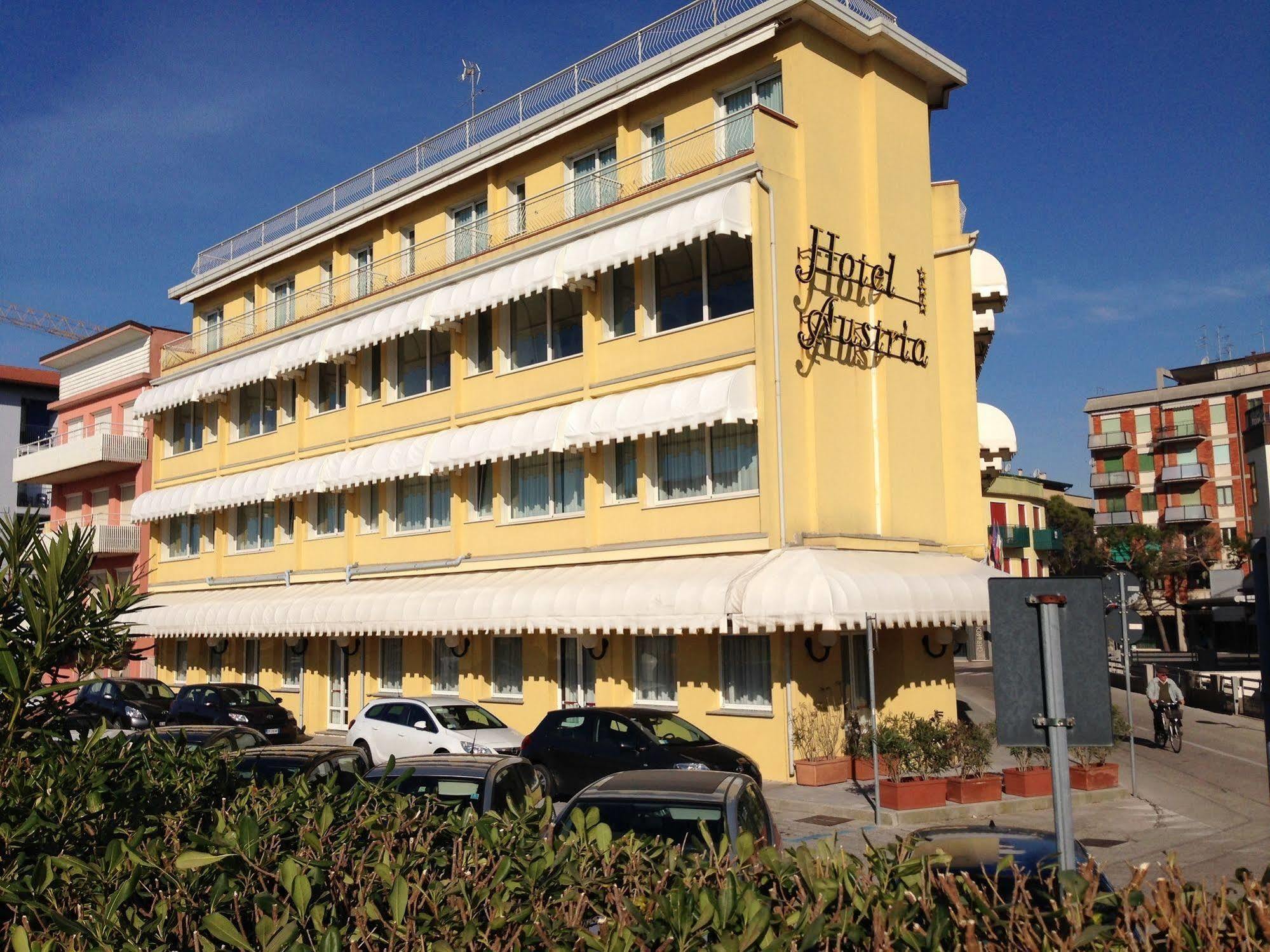 Hotel Austria Caorle Exterior foto