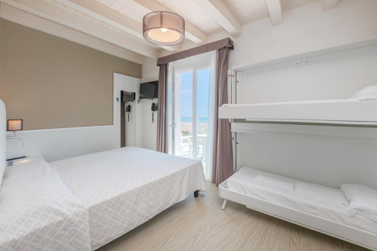 Hotel Austria Caorle Exterior foto